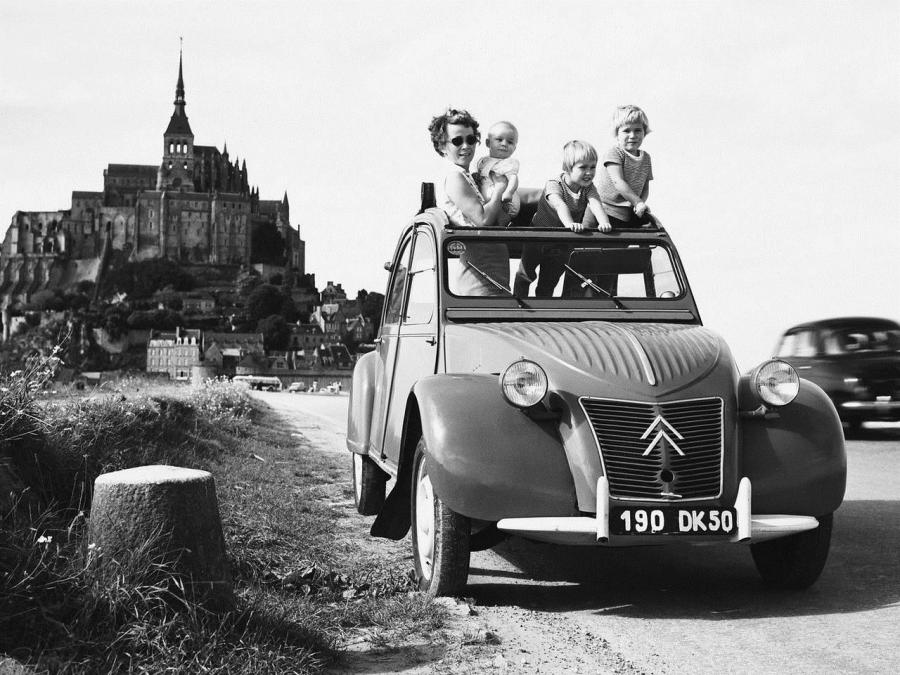  Citroen 2CV 1949 года  (фото 11 из 12)